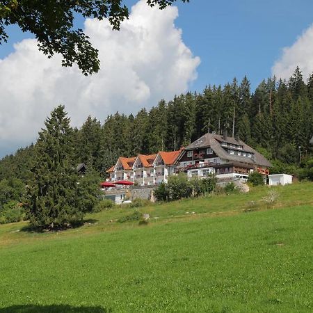 Jufa Hotel Schwarzwald เลนซ์เคียร์ช ภายนอก รูปภาพ
